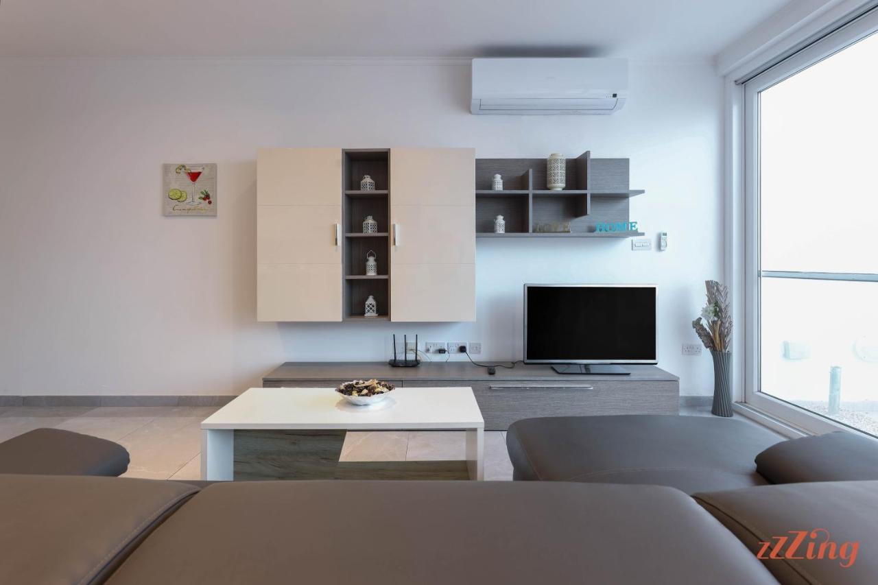 Pretty Beachfront Penthouse In Mellieħa Dış mekan fotoğraf